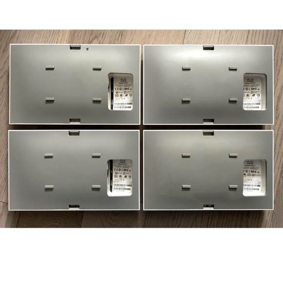 Lot of 4 Cisco Meraki MR32-HW Wireless Access Point UNCLAIMED - Picture 2 of 4